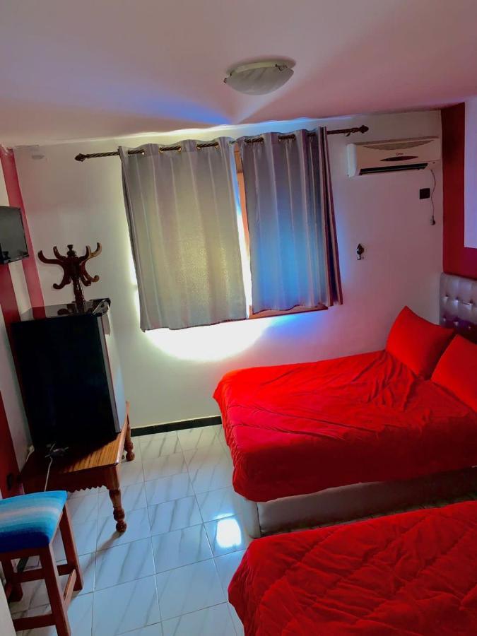 Hotel Sevilla Chefchaouen Esterno foto