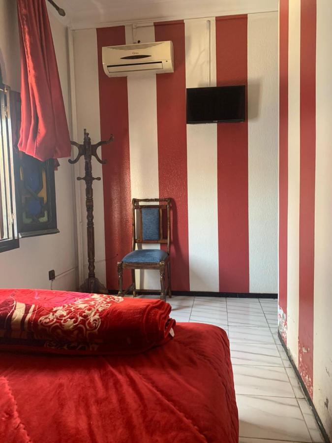 Hotel Sevilla Chefchaouen Esterno foto
